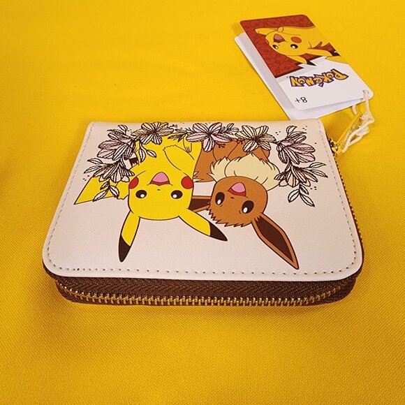 Loungefly Pokémon Pikachu & Eevee Floral Zip Wallet NEW - Picture 9 of 13